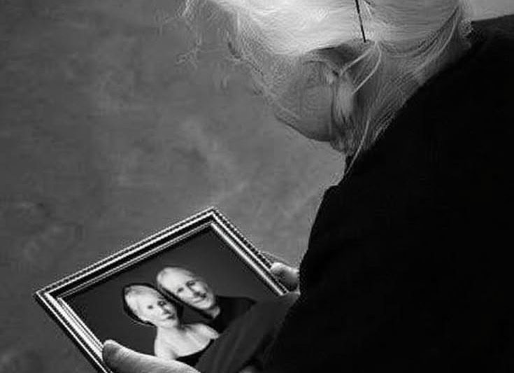The Photograph She Never Put Away